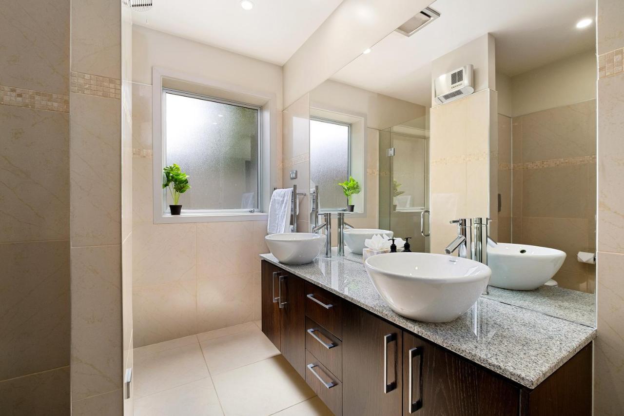 Luxury Lakeview Vista Apartment Wanaka Eksteriør billede
